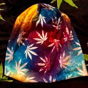 Pot leaf beanie
